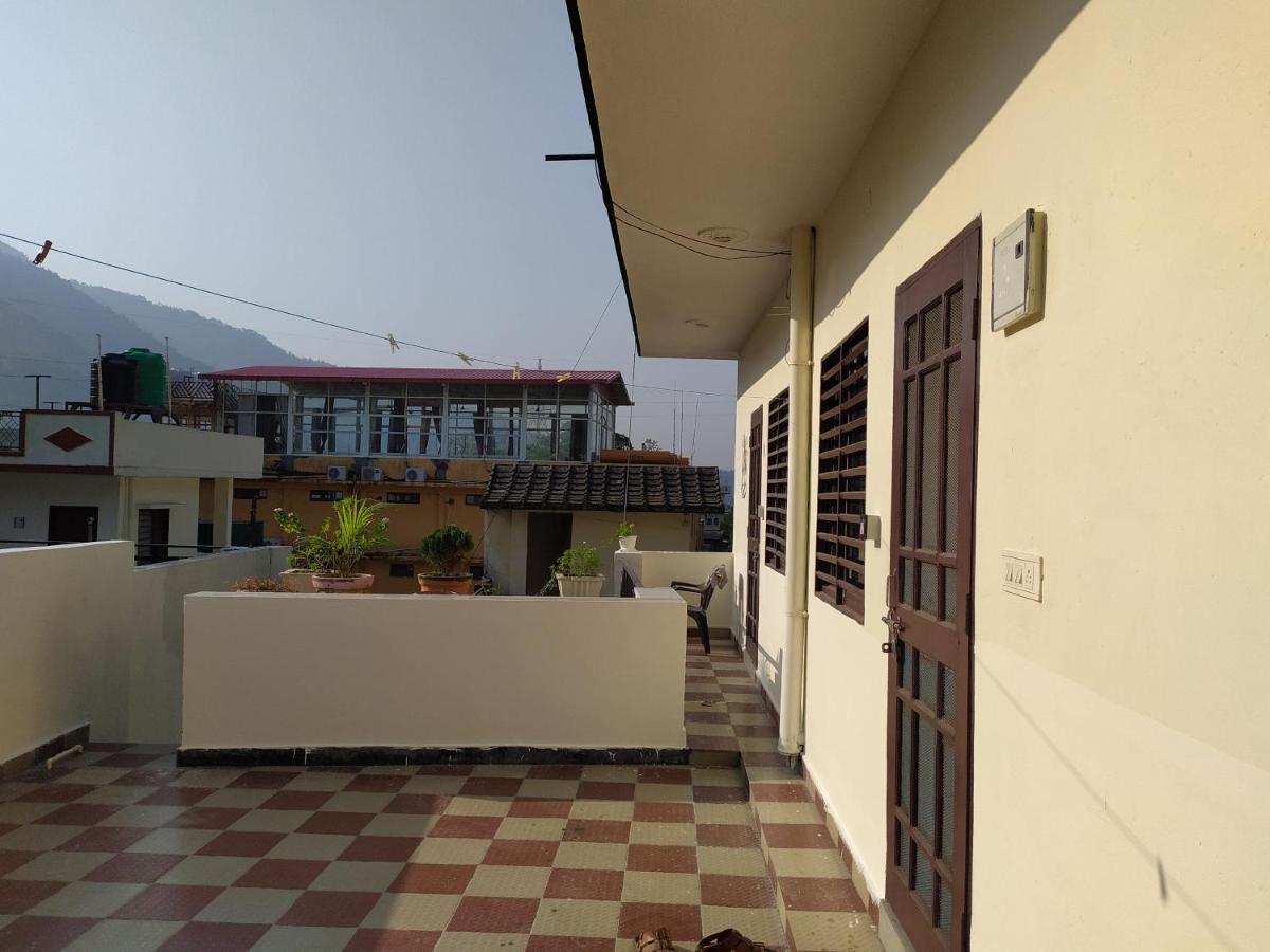 רישיקש Anjali Home Stay מראה חיצוני תמונה