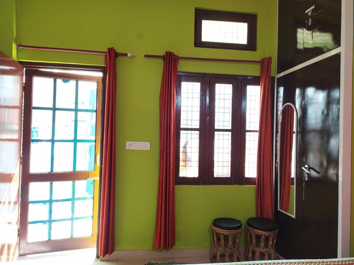 רישיקש Anjali Home Stay מראה חיצוני תמונה