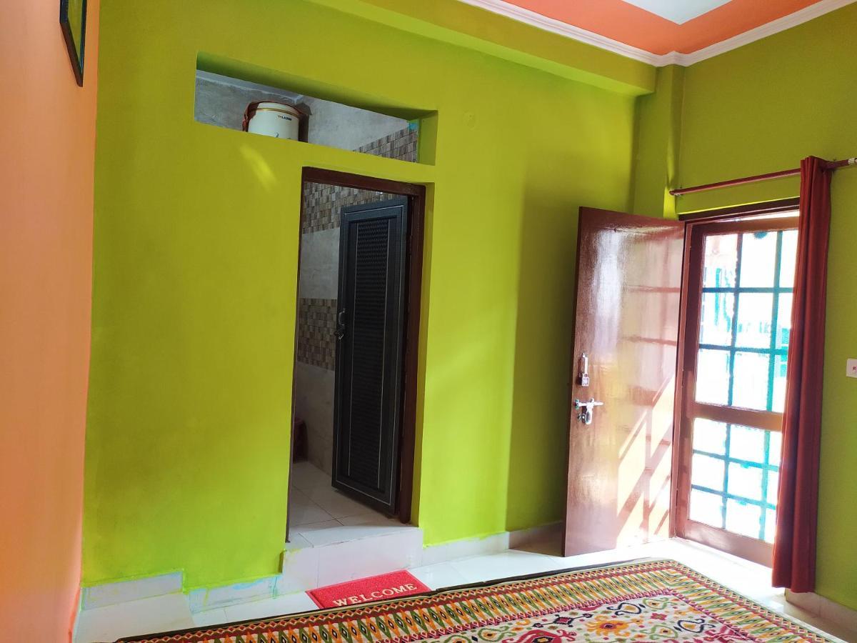 רישיקש Anjali Home Stay מראה חיצוני תמונה