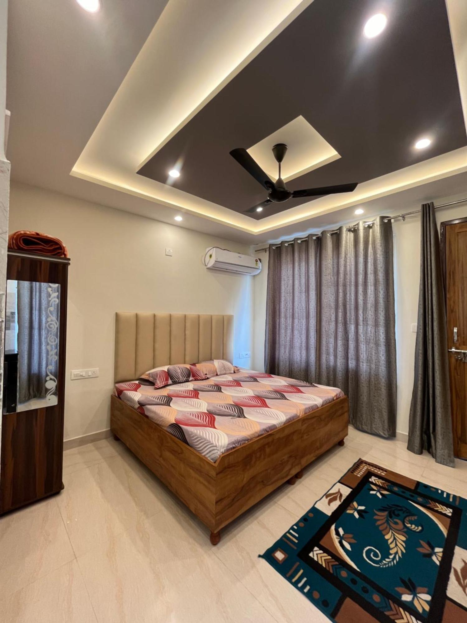 רישיקש Anjali Home Stay מראה חיצוני תמונה