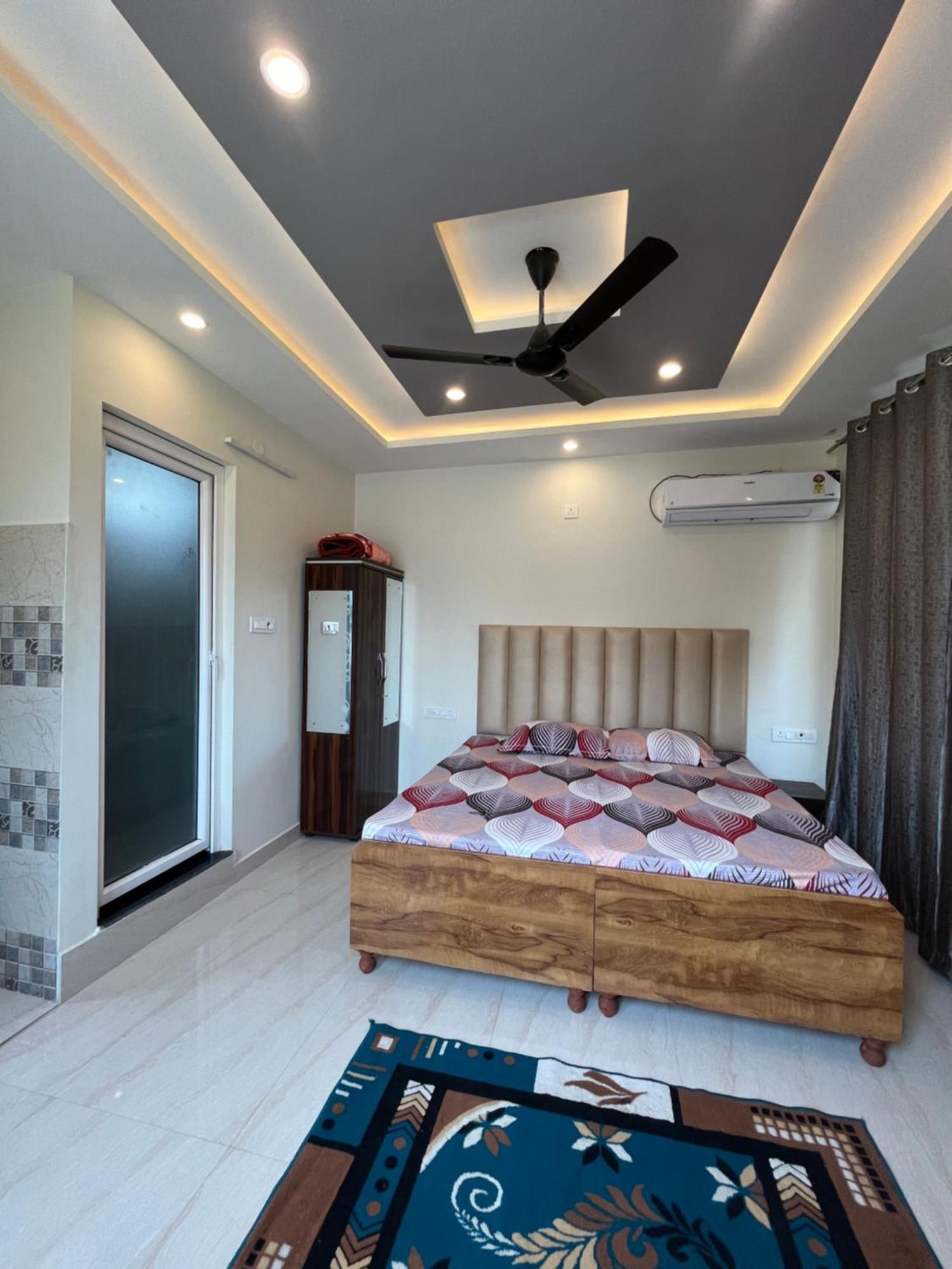 רישיקש Anjali Home Stay מראה חיצוני תמונה