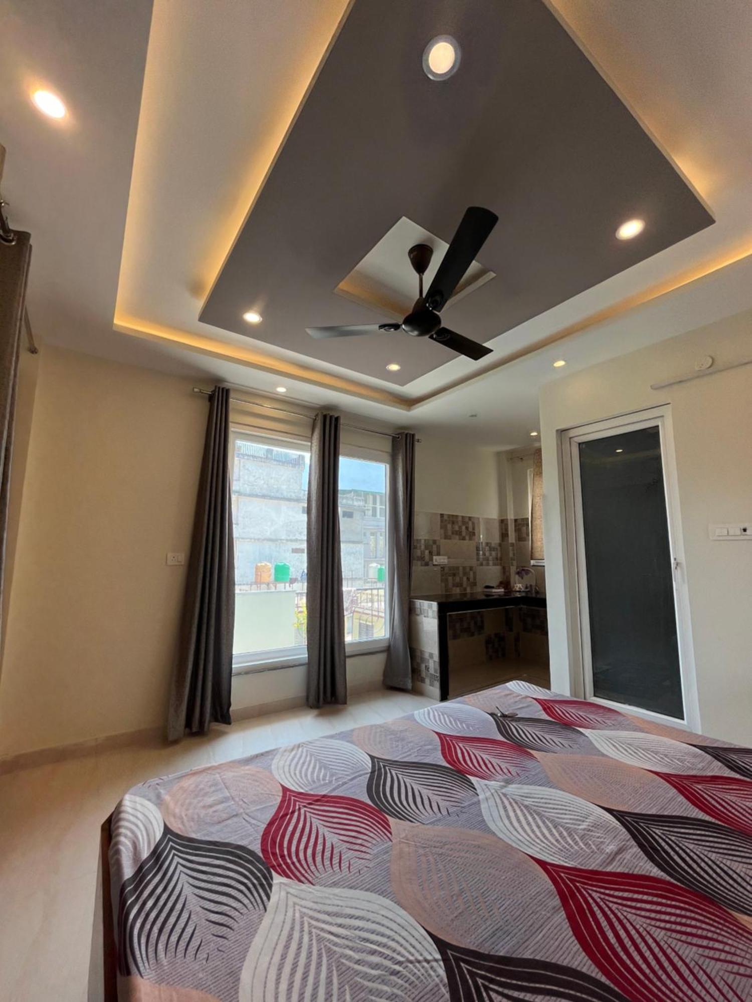 רישיקש Anjali Home Stay מראה חיצוני תמונה