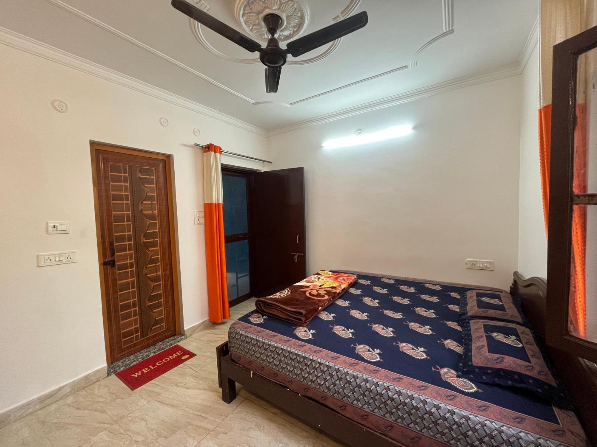 רישיקש Anjali Home Stay מראה חיצוני תמונה